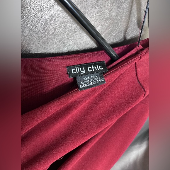 City Chic, Ruby Color,  X Front Skater Dress, Size XXL/24, Polyester/Elastane - Picture 4 of 7